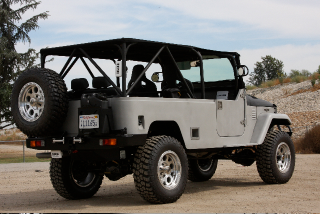 Illustration for article titled TLC Goes To SEMA With A Trio Of Upgraded ICON Toyota FJs
